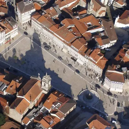 The Office Guest شقة غيمارايش