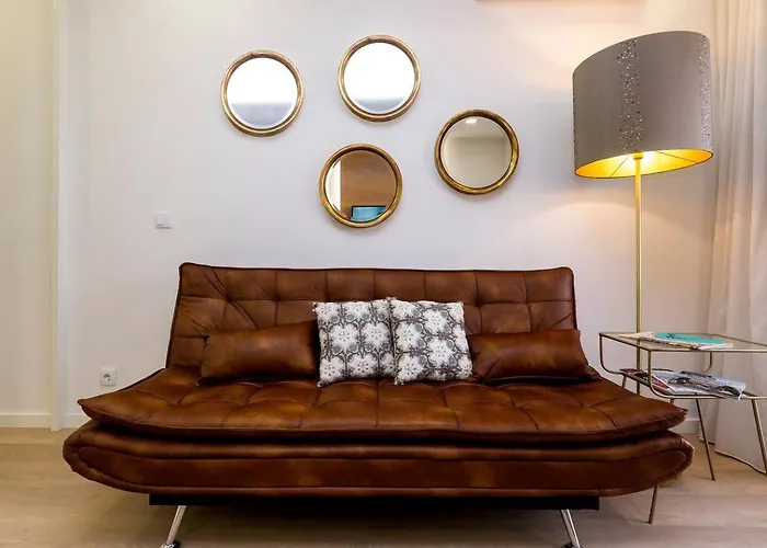 The Office Guest شقة